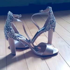 Badgley Mischka Women's Seina Heeled Sandal